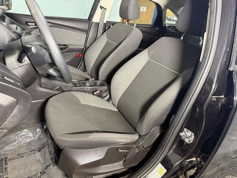 Used 2012 Ford Focus S FWD image 22