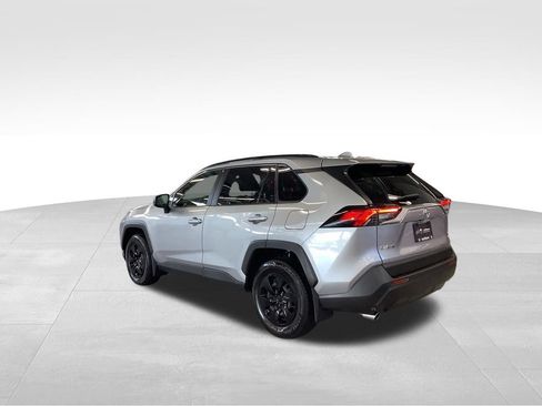 Used 2020 Toyota RAV4 LE w/ All Weather Liner Package AWD/4WD image 3