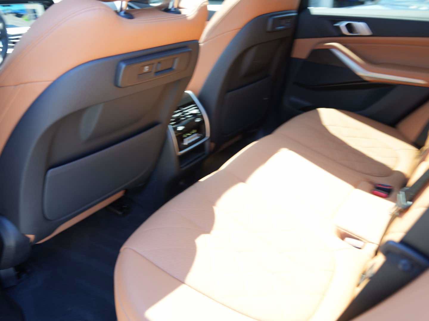 Used 2023 BMW X5 sDrive40i w/ Premium Package RWD image 8