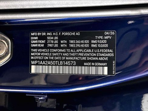 New 2026 Porsche Macan AWD/4WD image 32