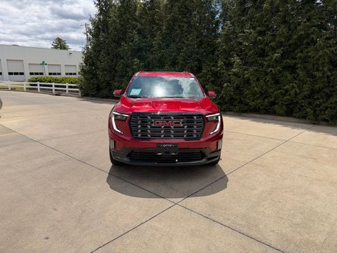 New 2026 GMC Acadia Denali Ultimate w/ LPO, Floor Liner Package AWD/4WD image 6
