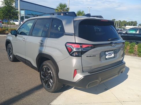 New 2025 Subaru Forester Limited w/ Popular Package image 4