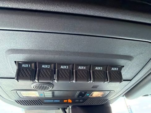 Used 2024 Ford Bronco Raptor w/ Interior Carbon Fiber Pack 6 AWD/4WD image 15