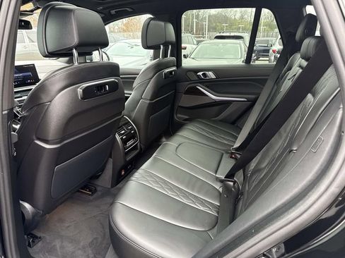 Used 2025 BMW X5 xDrive50e AWD/4WD image 31