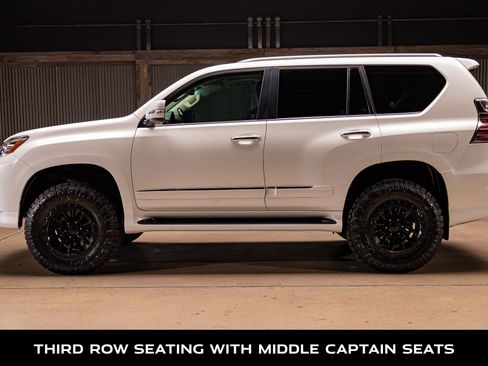 Used 2018 Lexus GX 460 image 6