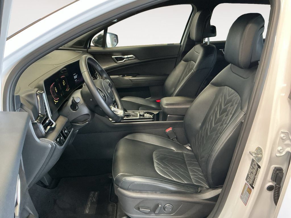 Used 2023 Kia Sportage X-Line AWD/4WD image 16