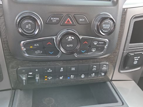 Used 2016 RAM 1500 Limited AWD/4WD image 28