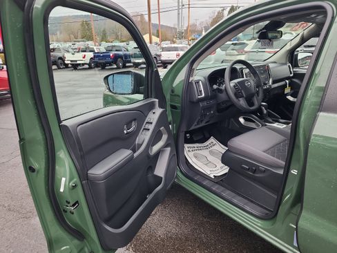 New 2026 Nissan Frontier SV image 10