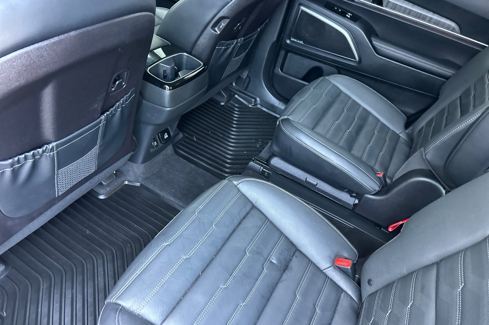 Certified 2025 Kia Telluride SX Prestige AWD/4WD image 13