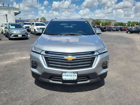 Used 2023 Chevrolet Traverse LT w/ LT Premium Package AWD/4WD image 30