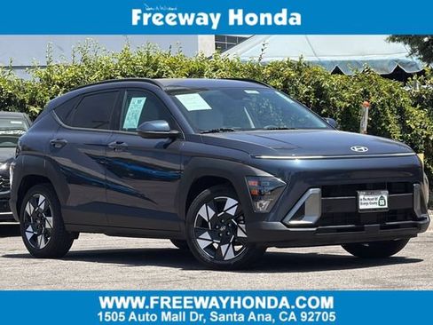 Used 2024 Hyundai Kona SEL FWD image 1