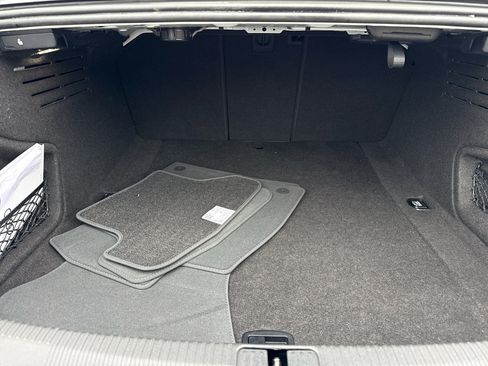 Used 2022 Audi A5 2.0T Premium image 16