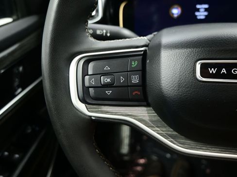 Used 2022 Jeep Wagoneer Series III w/ Premium Group I image 21