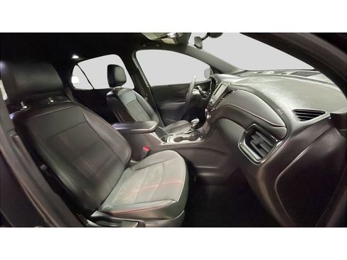 Used 2022 Chevrolet Equinox RS image 16