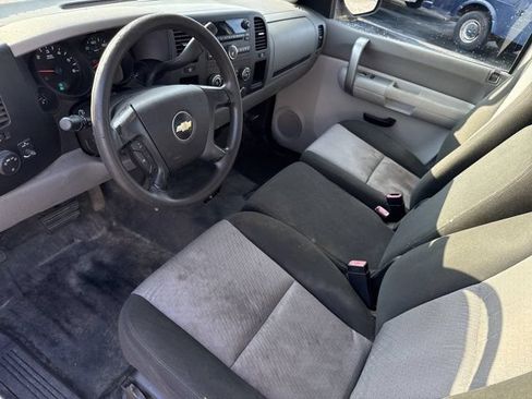 Used 2009 Chevrolet Silverado 1500 W/T RWD image 9