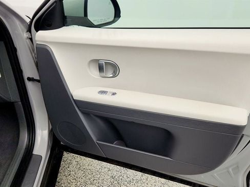 Used 2024 Hyundai Ioniq 5 SEL image 25