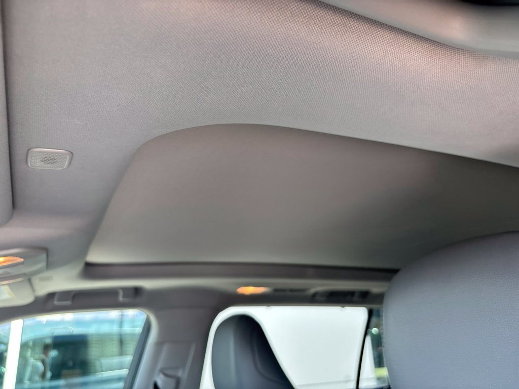 Used 2024 Toyota Highlander Platinum AWD/4WD image 23