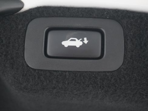 Used 2012 Lexus LS 460 w/ Luxury Value Edition RWD image 30