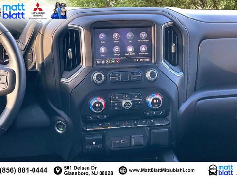 Used 2022 GMC Sierra 1500 AT4 w/ AT4 Premium Package image 7