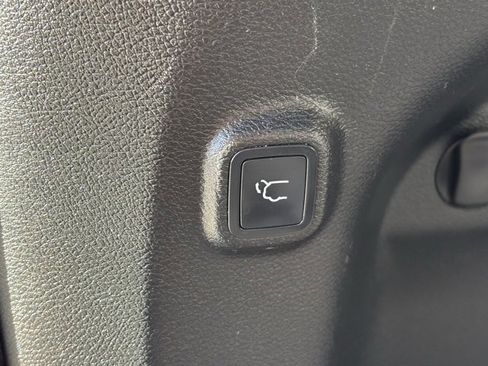 Used 2020 Jeep Cherokee Trailhawk w/ Comfort/Convenience Group image 26