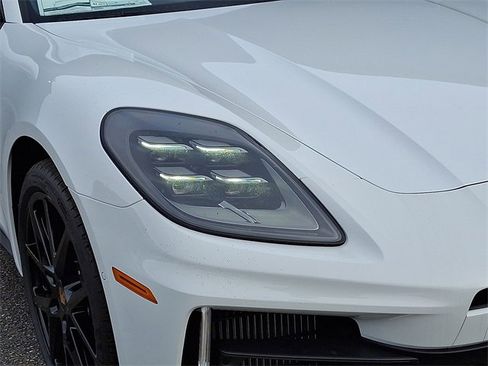 New 2026 Porsche Panamera 4 image 11