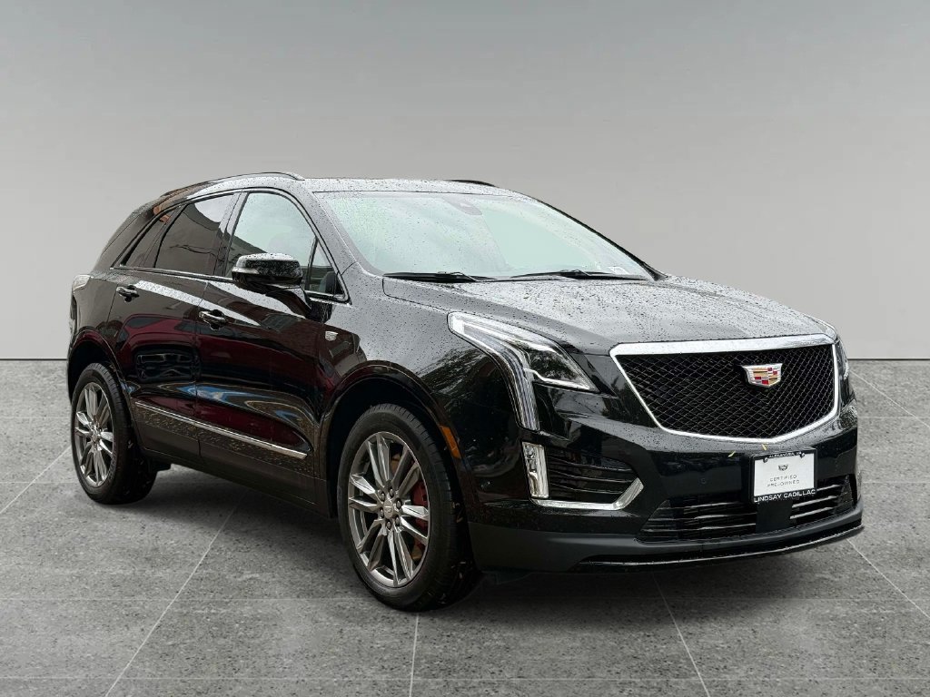 Certified 2026 Cadillac XT5 Sportv w/ LPO, Floor Liner Package AWD/4WD image 9