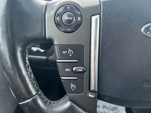 Used 2014 Land Rover LR4 HSE image 14