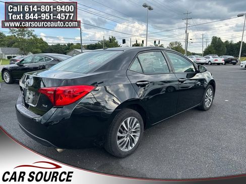 Used 2017 Toyota Corolla LE FWD image 3