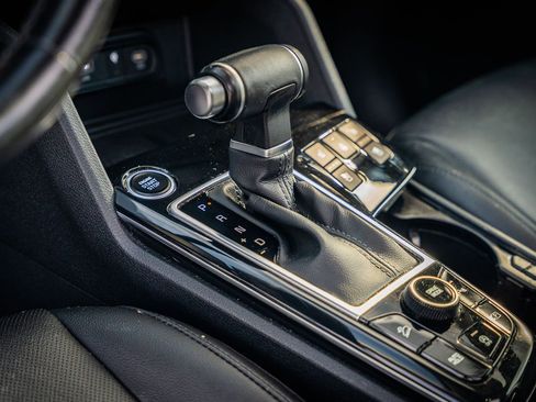 Used 2023 Kia Sportage SX image 30