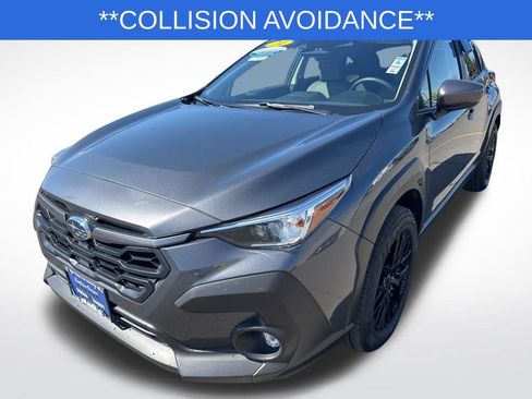 Certified 2024 Subaru Crosstrek 2.0i Premium image 3