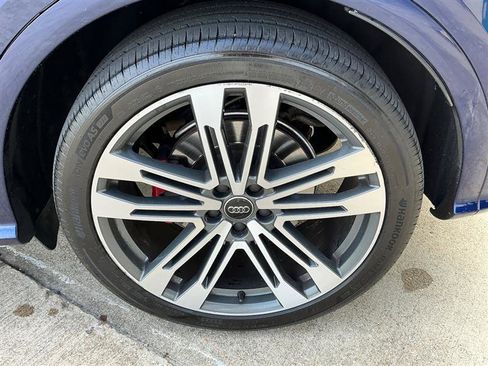Used 2018 Audi SQ5 Premium Plus w/ S Sport Package image 26