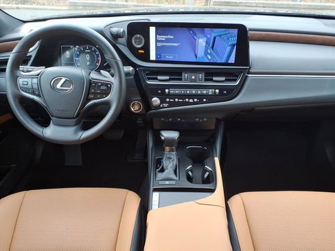 Certified 2023 Lexus ES 350 w/ Premium Package image 7