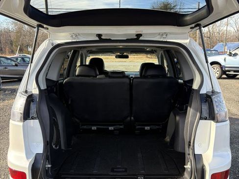 Used 2008 Mitsubishi Outlander SE image 12