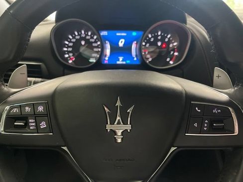 Used 2019 Maserati Levante S GranLusso AWD/4WD image 13