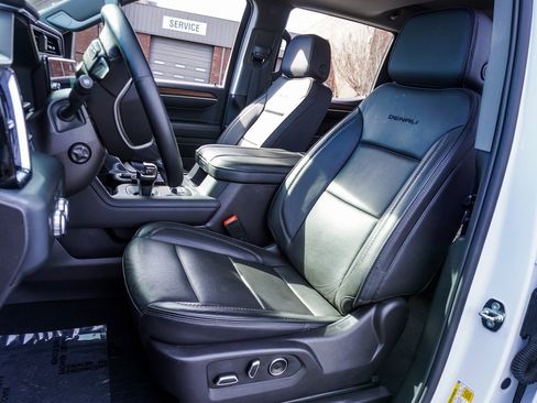 Used 2024 GMC Sierra 1500 Denali w/ Denali Reserve Package image 6