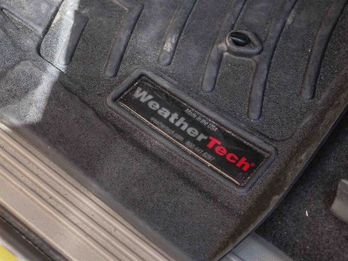 Used 2004 HUMMER H2 w/ Chrome Appearance Package image 62