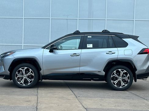 New 2025 Toyota RAV4 XSE image 7
