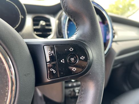 Used 2024 MINI Cooper 2-Door Hardtop FWD image 20