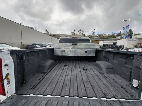 Used 2022 Chevrolet Silverado 2500 High Country w/ Z71 Off-Road Package image 26