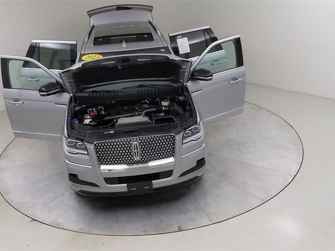 Used 2022 Lincoln Navigator Reserve image 49