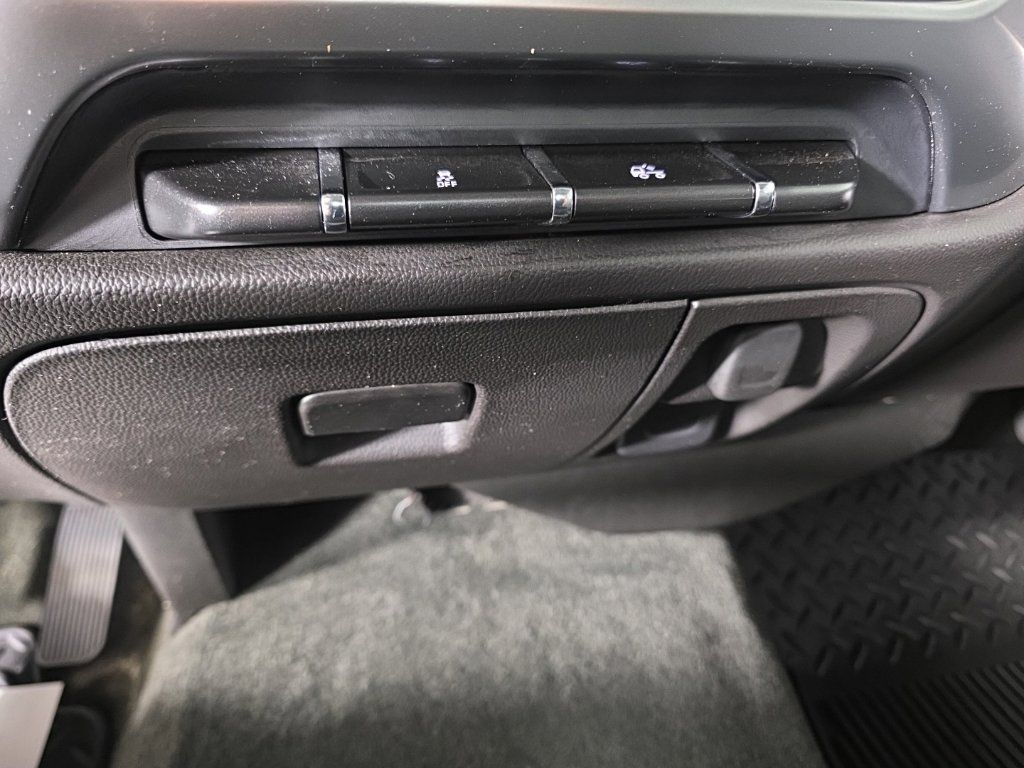 Used 2014 Chevrolet Silverado 1500 LT w/ All Star Edition AWD/4WD image 19
