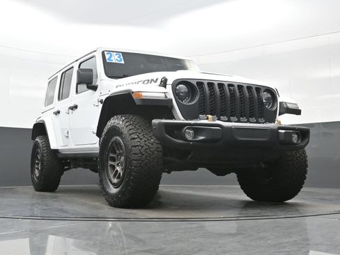 Used 2023 Jeep Wrangler Unlimited Rubicon 392 w/ Xtreme Recon 35" Tire Package AWD/4WD image 32