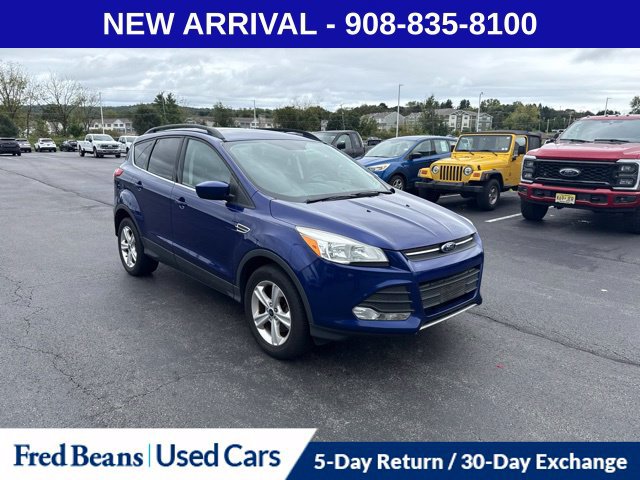 Used 2016 Ford Escape SE w/ Equipment Group 201A AWD/4WD image 1