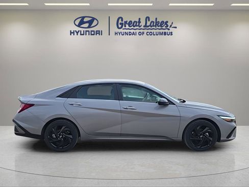 New 2026 Hyundai Elantra SEL Sport Premium FWD image 6