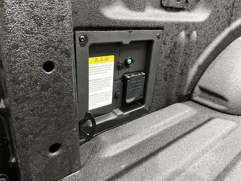 New 2025 Ford F150 XLT w/ Equipment Group 302A MID image 31