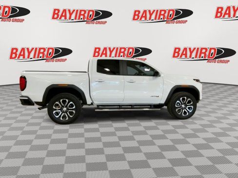 Used 2024 GMC Canyon AT4 w/ Technology Package image 9