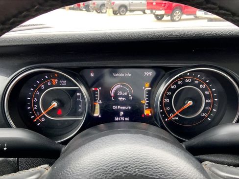 Used 2022 Jeep Gladiator Sport AWD/4WD image 25