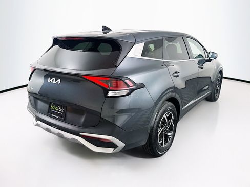 Used 2024 Kia Sportage LX image 9