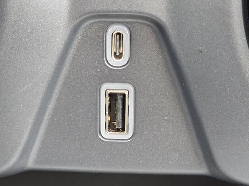 Used 2022 Chevrolet Blazer Premier w/ Enhanced Convenience Package image 10