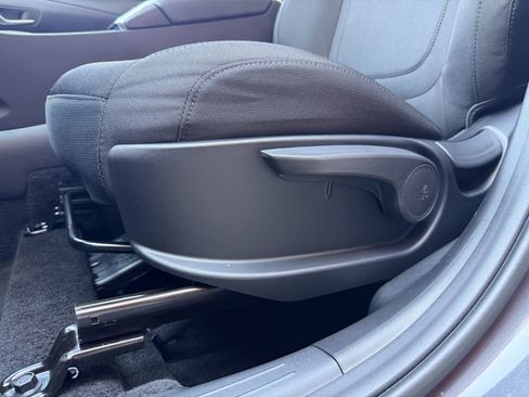 Certified 2026 Hyundai Tucson SE FWD image 23